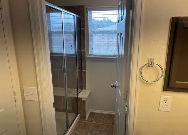 2532  Grayson Cir, San Antonio, TX 78232 — photo 23