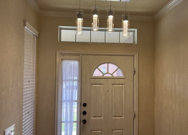 2532  Grayson Cir, San Antonio, TX 78232 — photo 3