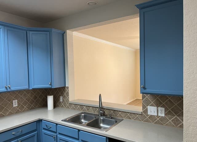 2532  Grayson Cir, San Antonio, TX 78232 — photo 7