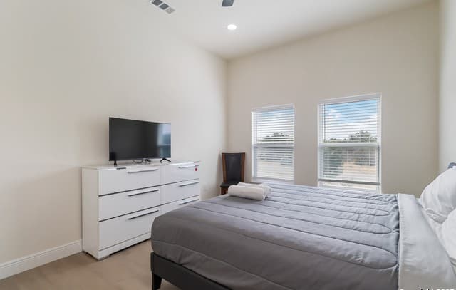 567  Hummingbird, Canyon Lake, TX 78133 — photo 20