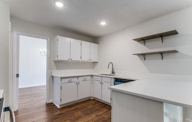 8214  Banbury Dr, San Antonio, TX 78239 — photo 13