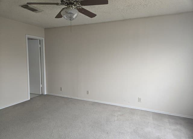 5015  Taylor Kenton, San Antonio, TX 78240 — photo 9