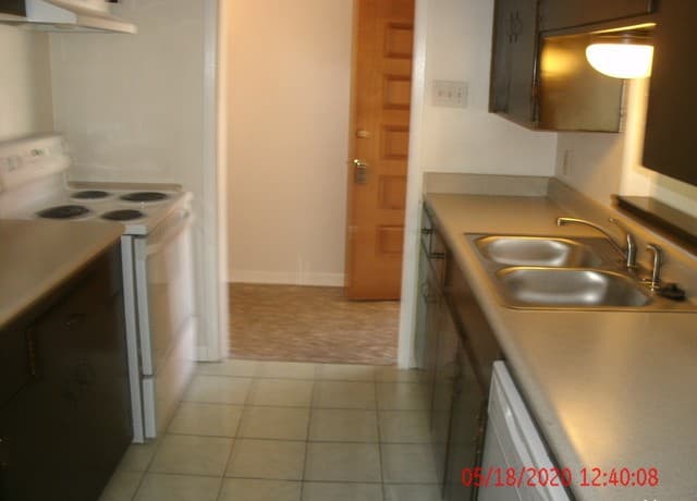 409 E Wright Blvd, Universal City, TX 78148 — photo 2