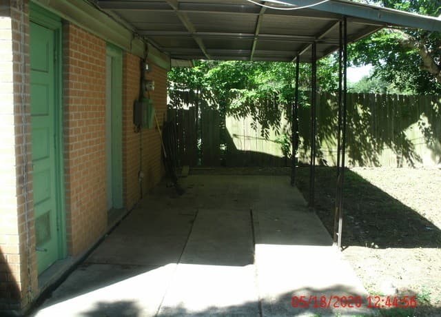 409 E Wright Blvd, Universal City, TX 78148 — photo 7