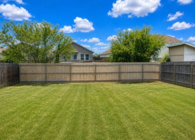 914  Albatross Way, San Antonio, TX 78221 — photo 12