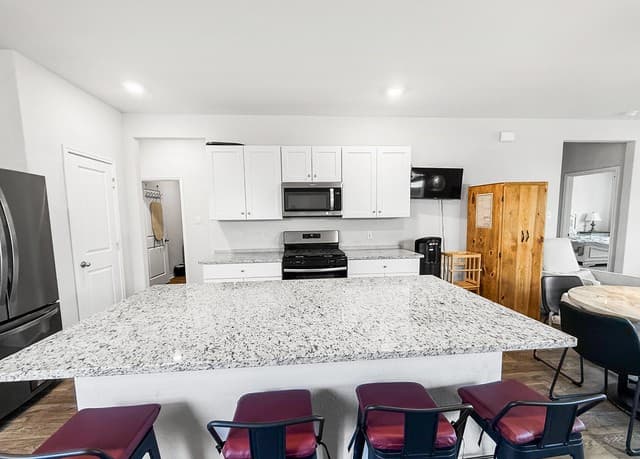 10512  Pomme, San Antonio, TX 78252 — photo 4