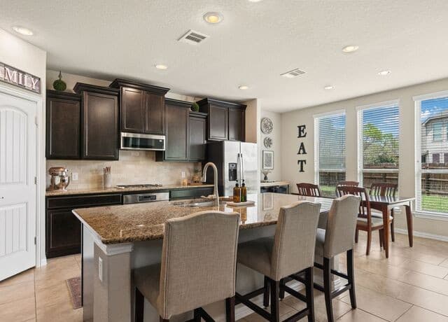 8714  Trigger Corral, San Antonio, TX 78254 — photo 11