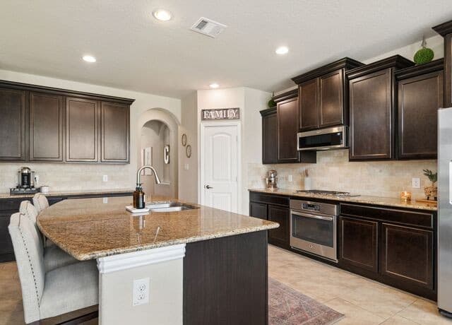8714  Trigger Corral, San Antonio, TX 78254 — photo 12