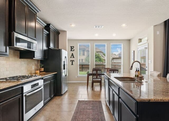 8714  Trigger Corral, San Antonio, TX 78254 — photo 14
