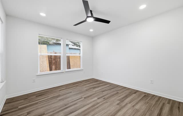 132  Stratford Ct, San Antonio, TX 78223 — photo 24
