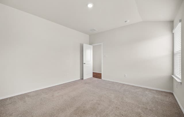 12103  Sampson Crk, San Antonio, TX 78245 — photo 17