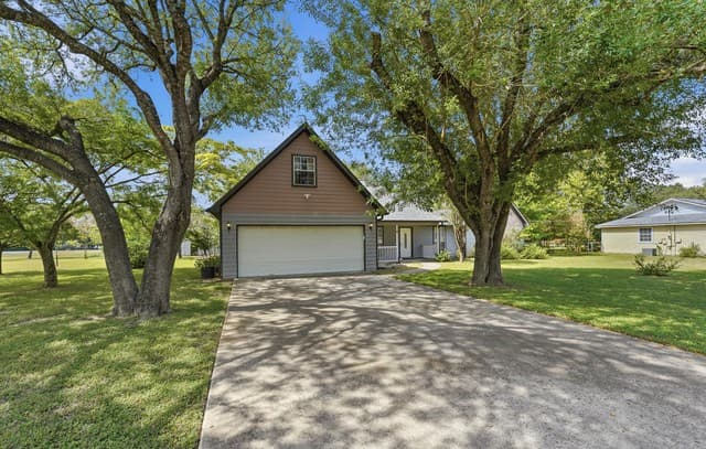 485  Pecan Falls, Canyon Lake, TX 78133 — photo 4