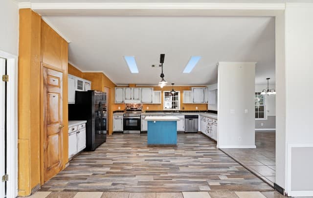 357  Dallas St, Bandera, TX 78003 — photo 13