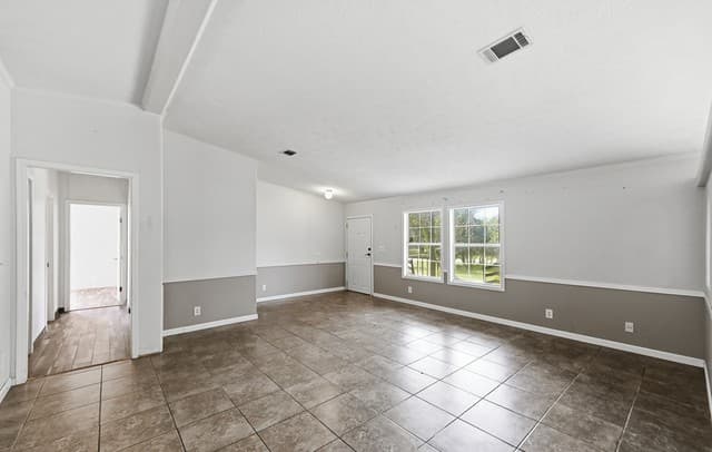 357  Dallas St, Bandera, TX 78003 — photo 5