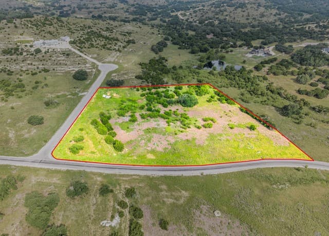 1496  Majestic Hills Dr, Blanco, TX 78606