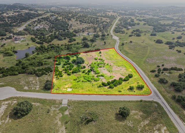 1496  Majestic Hills Dr, Blanco, TX 78606 — photo 2