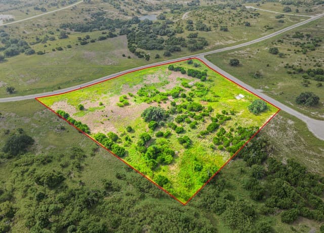 1496  Majestic Hills Dr, Blanco, TX 78606 — photo 3