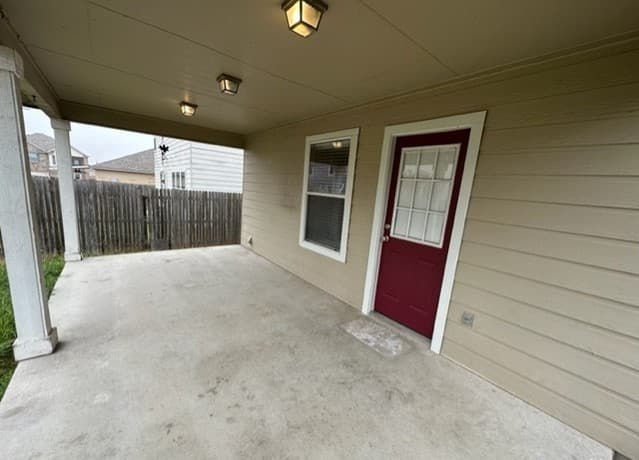 2111  Red Rock Xing, San Antonio, TX 78245 — photo 15