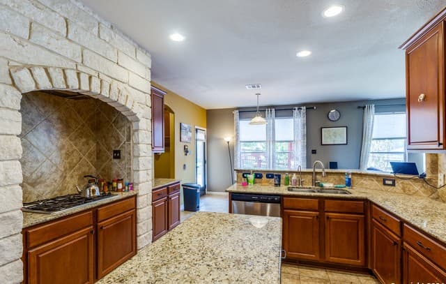 25703  Fan Flower, San Antonio, TX 78261 — photo 2