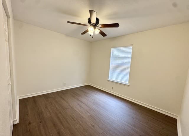 5614  Timber Rail, San Antonio, TX 78250 — photo 11