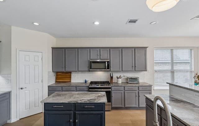 8918  Los Sonoma Rio, Helotes, TX 78023 — photo 7
