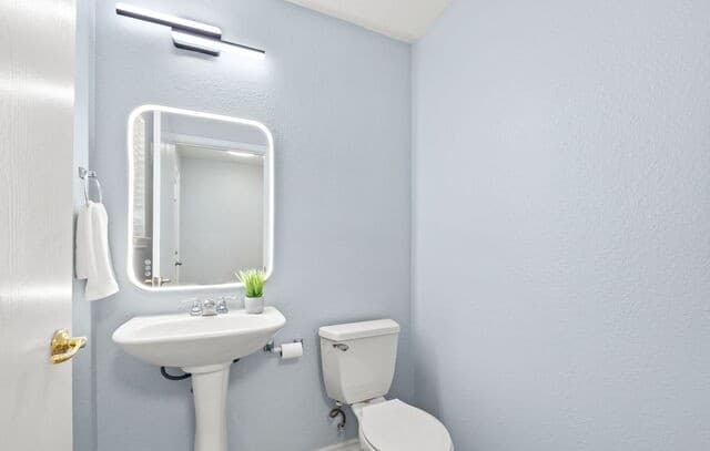 6815  Cougar Cove, San Antonio, TX 78242 — photo 15