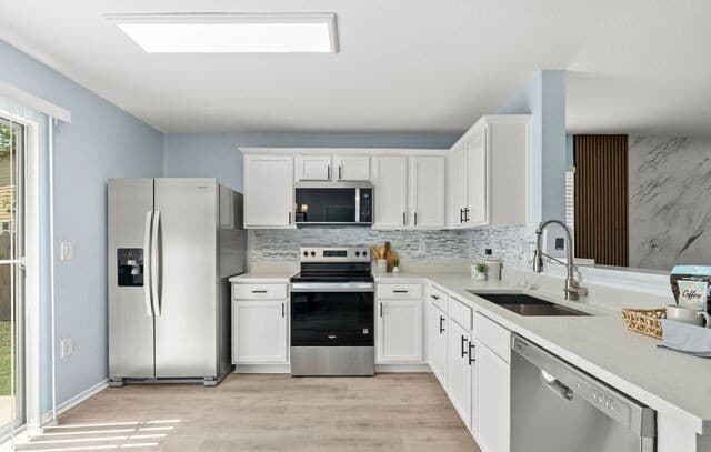 6815  Cougar Cove, San Antonio, TX 78242 — photo 2