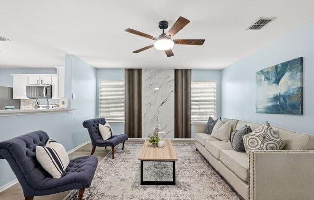 6815  Cougar Cove, San Antonio, TX 78242 — photo 4