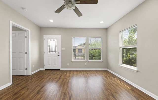 219  Finton, San Antonio, TX 78204 — photo 6