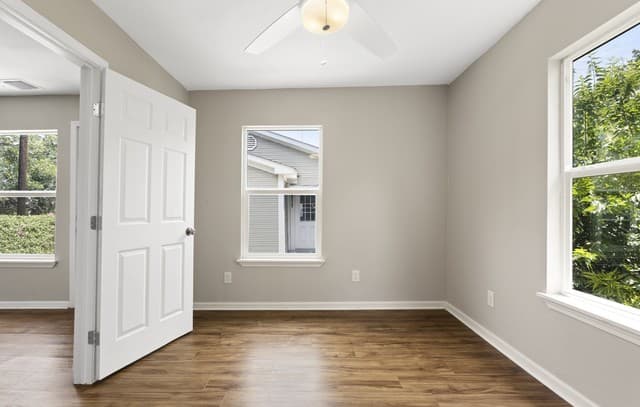 219  Finton, San Antonio, TX 78204 — photo 15