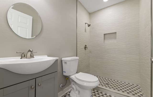 219  Finton, San Antonio, TX 78204 — photo 19
