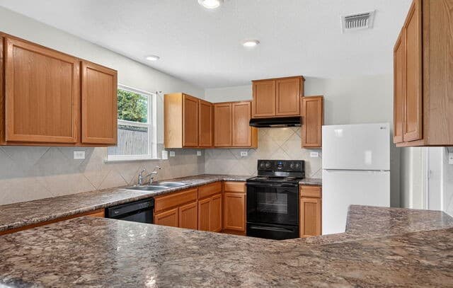 7006  Pescala Rdg, San Antonio, TX 78252 — photo 4