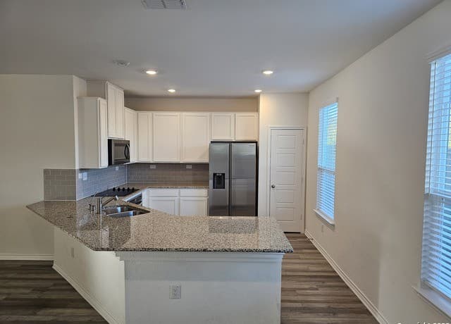 4955  Usaa Blvd Unit 21, San Antonio, TX 78240 — photo 4