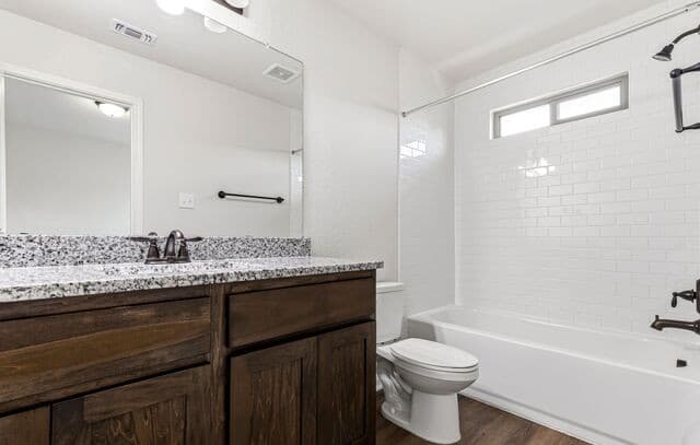 2503  LYNWOOD Bend, San Antonio, TX 78245 — photo 18