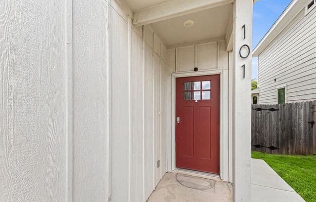 2503  LYNWOOD Bend, San Antonio, TX 78245 — photo 2