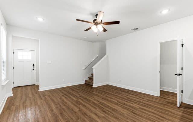 2503  LYNWOOD Bend, San Antonio, TX 78245 — photo 5