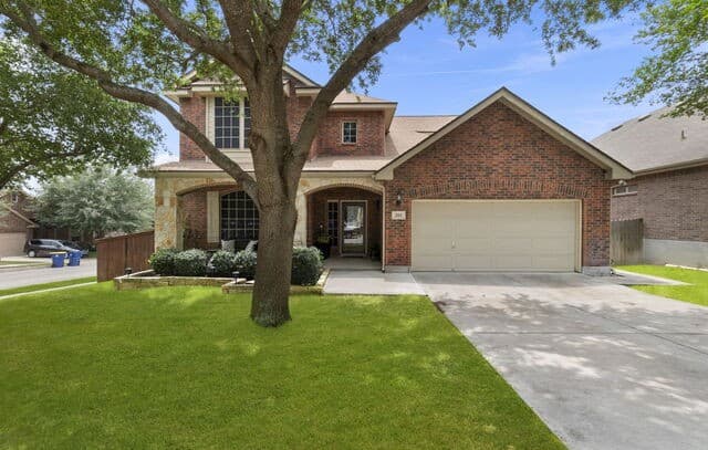 201 Kensington Dr.