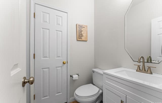 807  Midway Crst, San Antonio, TX 78258 — photo 10
