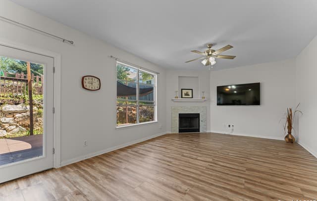 807  Midway Crst, San Antonio, TX 78258 — photo 9
