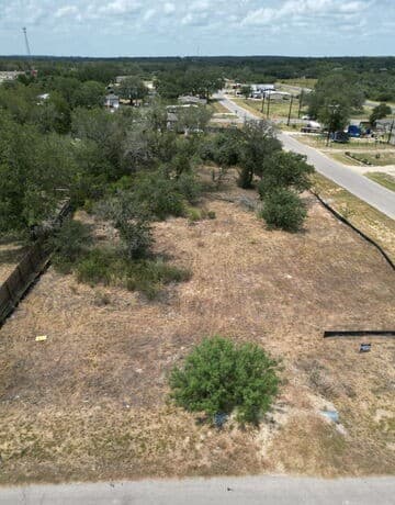 100  Villa Ridge, Poteet, TX 78065 — photo 4
