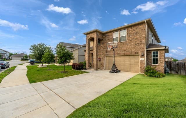 10330 Luneville Ln