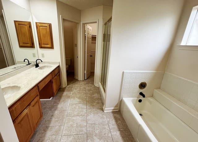 304  Thetford, San Antonio, TX 78254 — photo 22