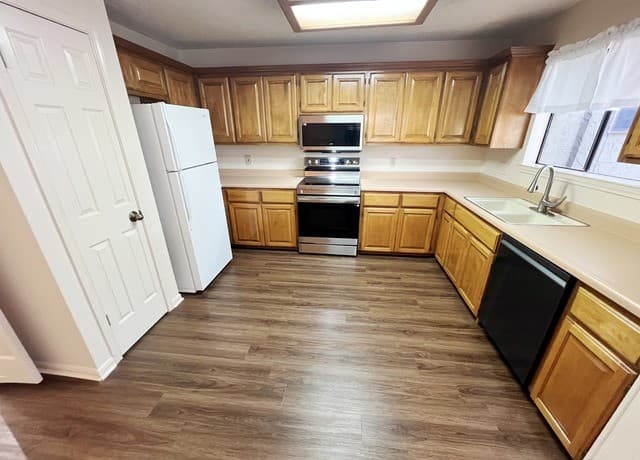 304  Thetford, San Antonio, TX 78254 — photo 5