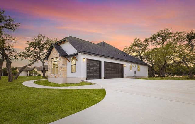 220  Toucan Dr, Spring Branch, TX 78070 — photo 3