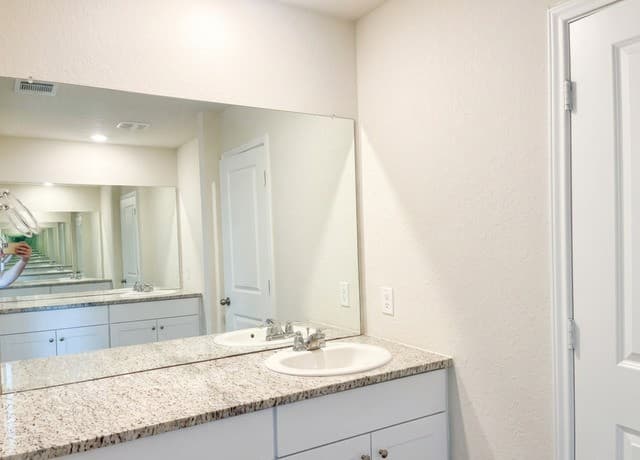 3202  Lamoka Lake, San Antonio, TX 78245 — photo 11