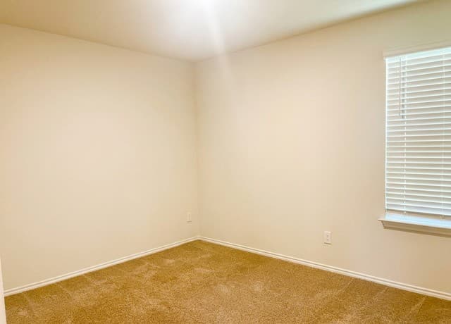 3202  Lamoka Lake, San Antonio, TX 78245 — photo 12