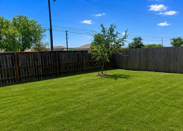 3202  Lamoka Lake, San Antonio, TX 78245 — photo 15