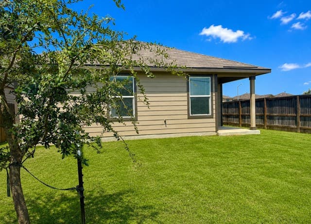 3202  Lamoka Lake, San Antonio, TX 78245 — photo 16