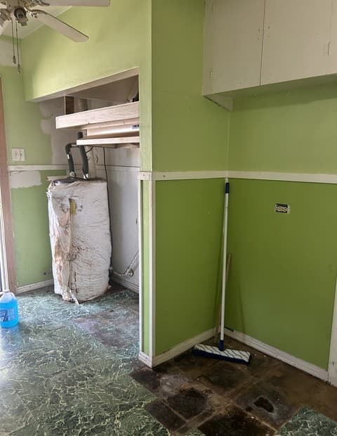 1735 W Olmos DR, San Antonio, TX 78201 — photo 11