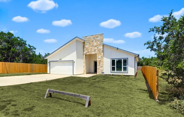 163  Remington, Spring Branch, TX 78070 — photo 2